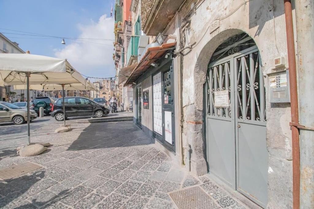 Caracciolo Suites 36 Napoli Eksteriør billede