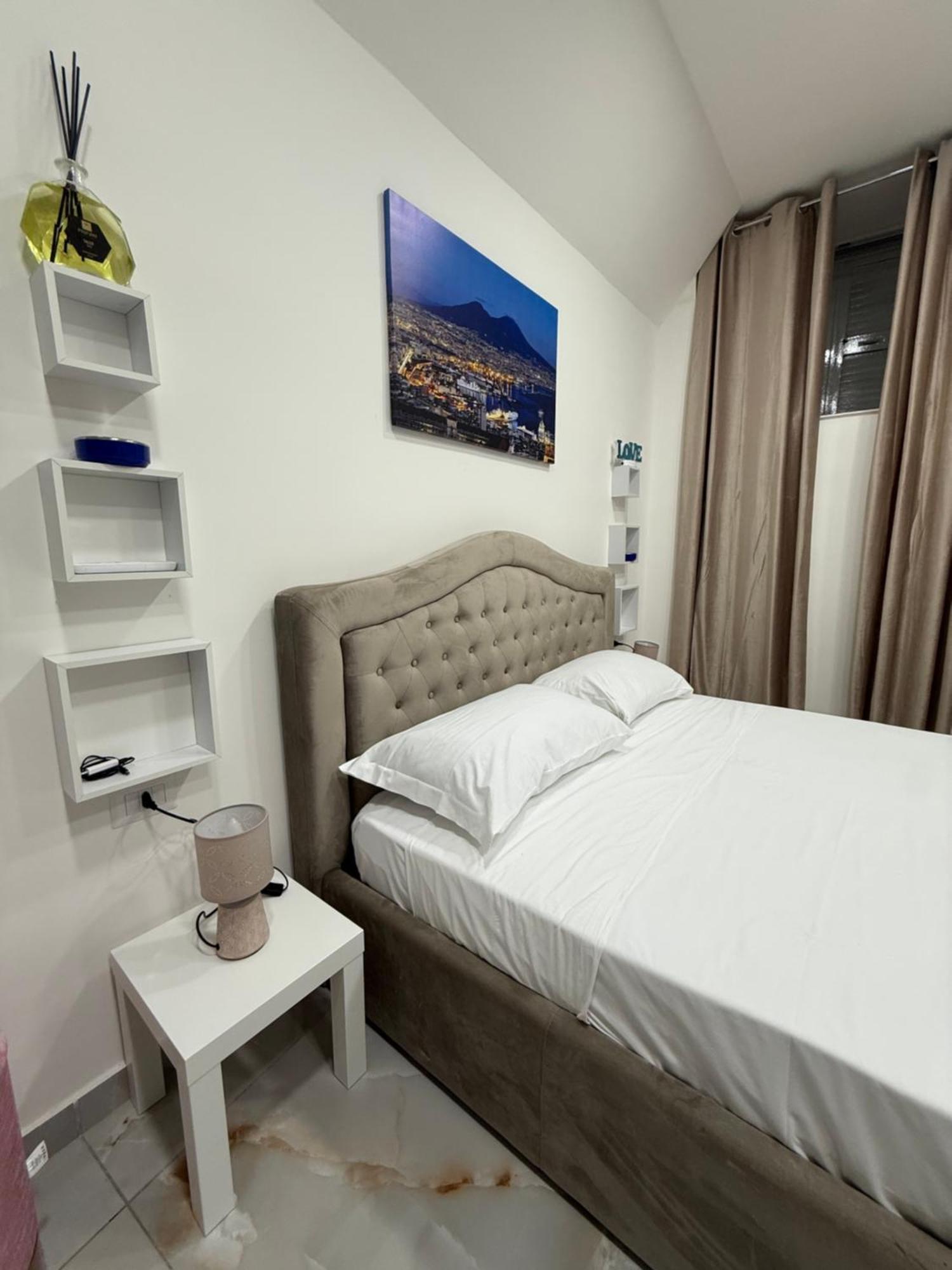 Caracciolo Suites 36 Napoli Eksteriør billede